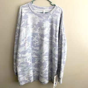 NWT Lululemon perfectly oversized crew